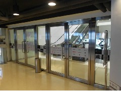 How to accept the standard criteria of fireproof glass doors