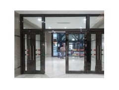 Introduction to specification of fireproof glass door